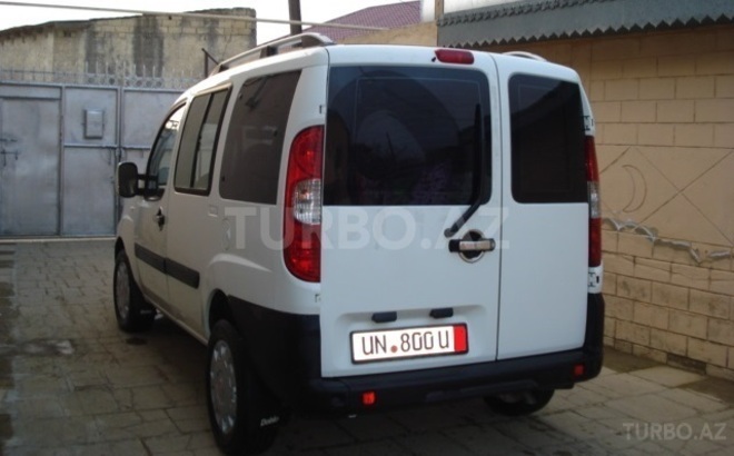 Fiat Doblo 2009, 146,555 km - 1.4 l - Bakı