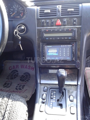 Mercedes E 230 1997, 207,000 km - 2.3 l - Gəncə