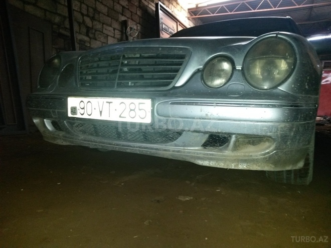 Mercedes E 270 2000, 198,657 km - 2.7 l - Bakı