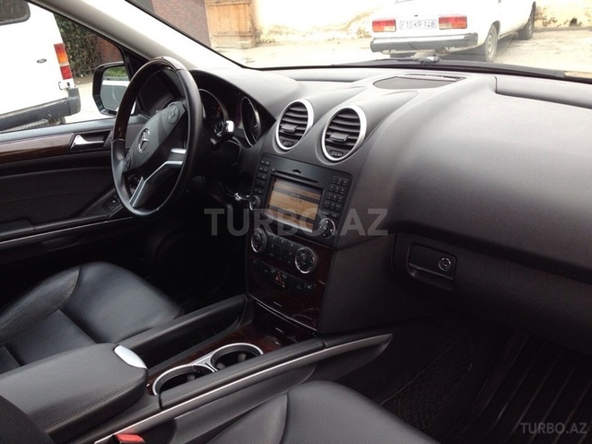 Mercedes ML 350 2010, 83,500 km - 3.5 l - Bakı