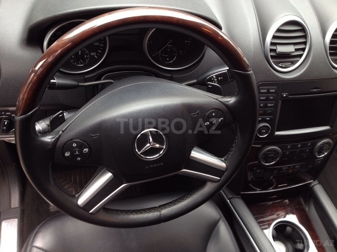 Mercedes ML 350 2010, 83,500 km - 3.5 l - Bakı