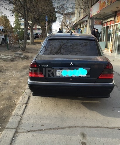 Mercedes E 220 1999, 190,000 km - 2.2 l - Bakı