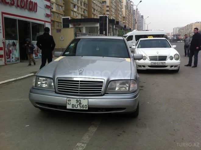 Mercedes C 220 1995, 263,288 km - 2.2 l - Bakı