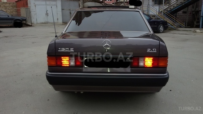 Mercedes 190 1992, 327,418 km - 2.0 l - Bakı