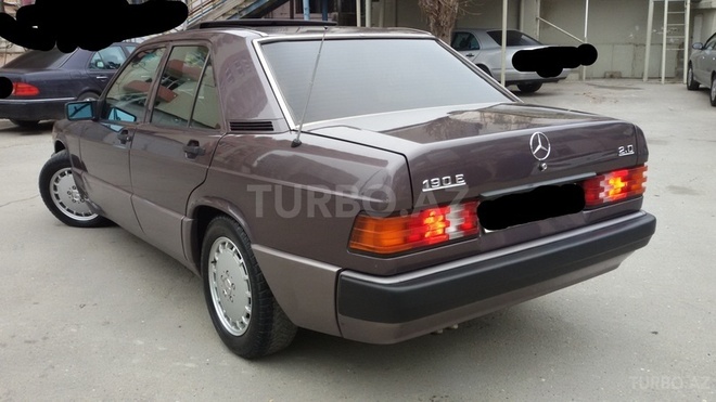 Mercedes 190 1992, 327,418 km - 2.0 l - Bakı