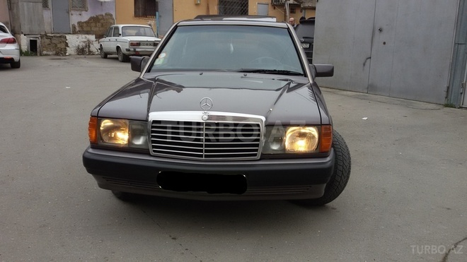 Mercedes 190 1992, 327,418 km - 2.0 l - Bakı