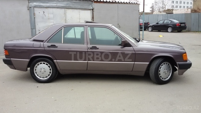 Mercedes 190 1992, 327,418 km - 2.0 l - Bakı
