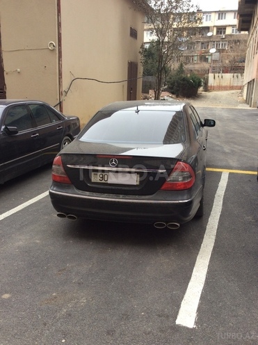 Mercedes E 320 2003, 20,013 km - 3.2 l - Bakı