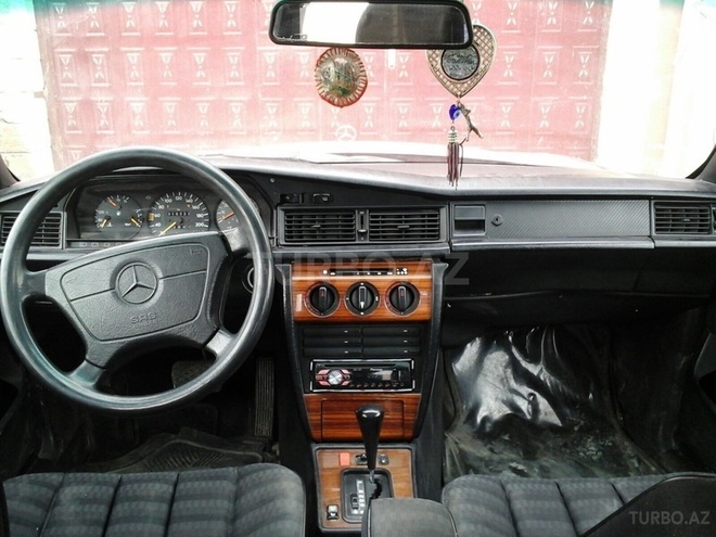 Mercedes 190 1992, 357,645 km - 2.0 l - Bakı