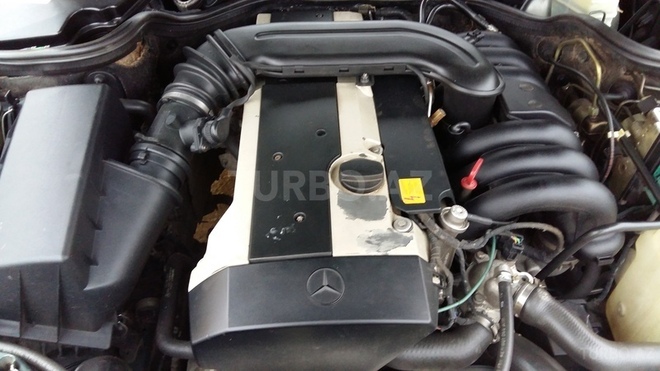 Mercedes E 320 1995, 246,000 km - 3.2 l - Bakı