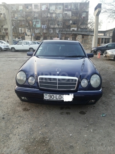 Mercedes E 240 1997, 173,000 km - 2.4 l - Sumqayıt