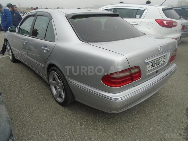 Mercedes E 240 2001, 300,000 km - 2.6 l - Bakı