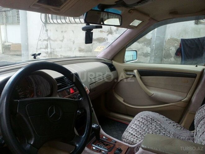 Mercedes C 200 1997, 237,000 km - 2.0 л - Bakı