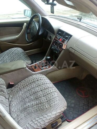 Mercedes C 200 1997, 237,000 km - 2.0 л - Bakı