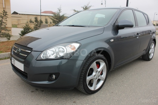 Kia Ceed 2009, 130,000 km - 1.6 l - Bakı