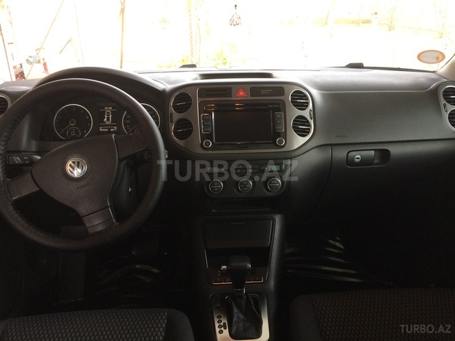 Volkswagen Tiguan 2009, 116,000 km - 2.0 л - Bakı