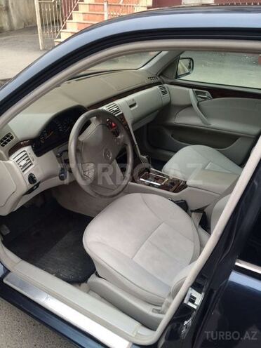 Mercedes E 200 2000, 155,000 km - 2.0 l - Bakı