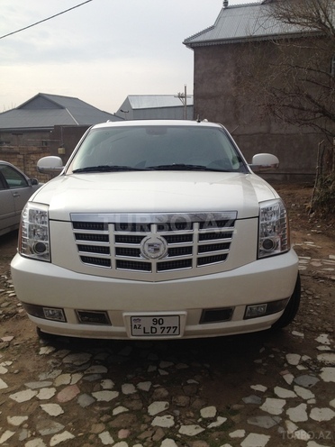 Cadillac Escalade 2008, 176,000 km - 6.2 l - Bakı