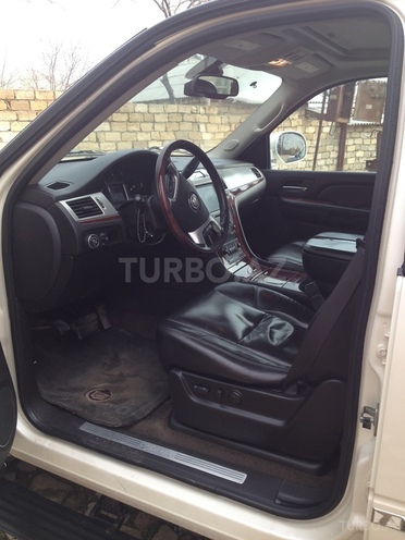 Cadillac Escalade 2008, 176,000 km - 6.2 l - Bakı