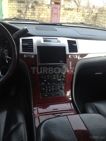 Cadillac Escalade 2008, 176,000 km - 6.2 l - Bakı