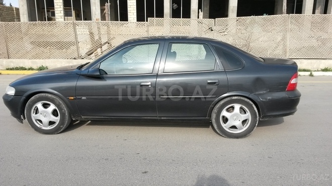 Opel Vectra 1998, 255,000 km - 1.6 л - Sumqayıt