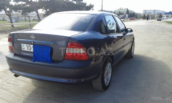 Opel Vectra 1996, 200,000 km - 0.2 l - Bakı