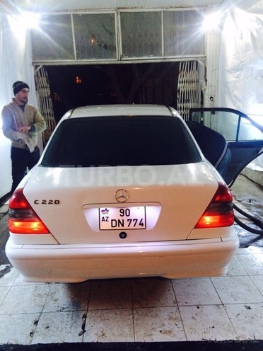 Mercedes C 220 1995, 28,000 km - 2.2 л - Bakı