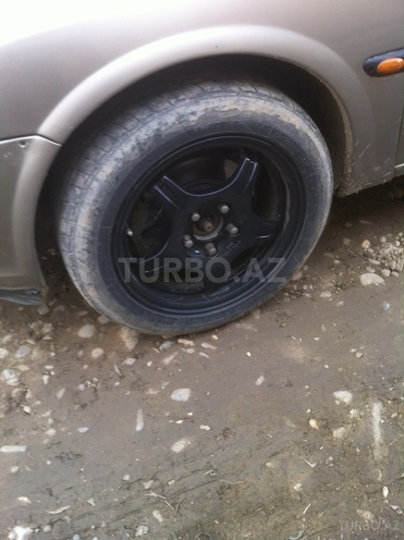 Opel Vectra 1996, 270,000 km - 2.0 l - Qusar
