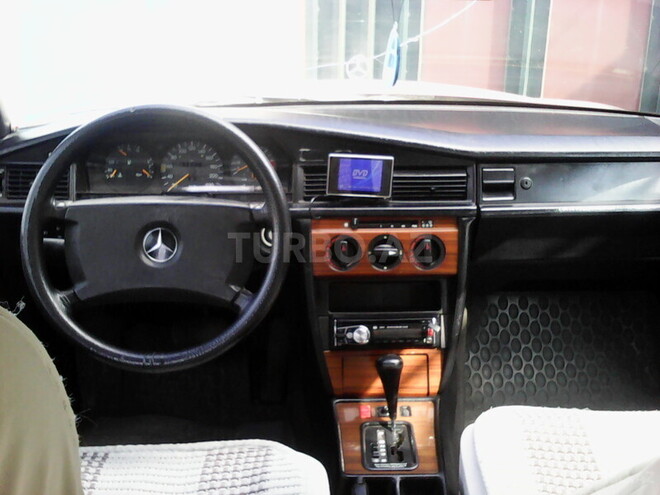Mercedes 190 1991, 279,000 km - 2.3 l - Bakı