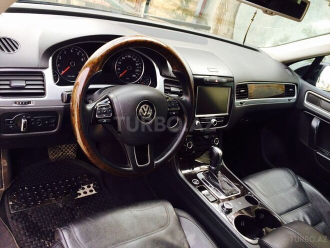 Volkswagen Touareg 2010, 145,200 km - 3.5 л - Bakı
