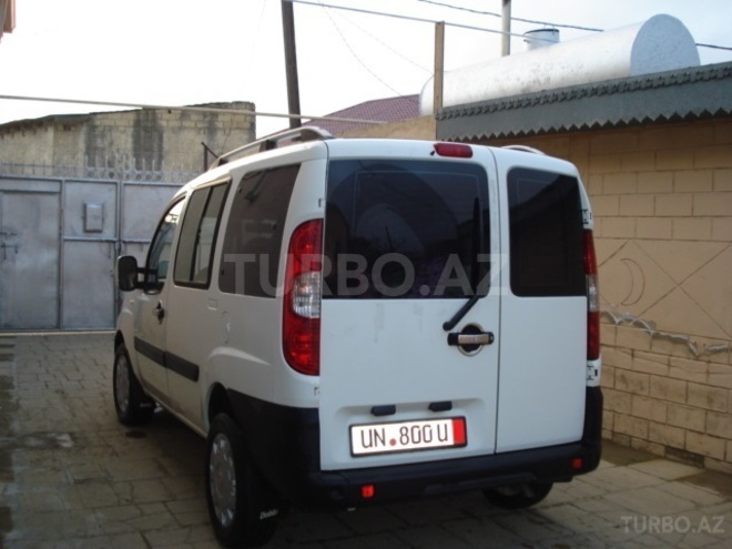 Fiat Doblo 2009, 146,555 km - 1.4 l - Bakı