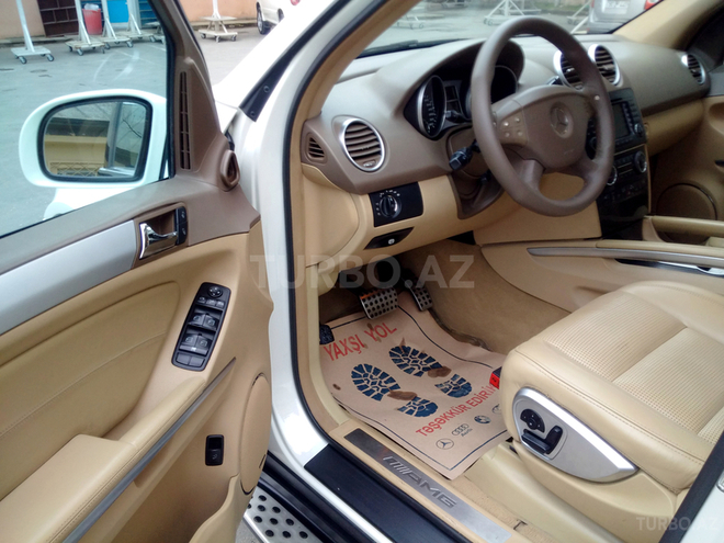 Mercedes ML 63 AMG 2008, 149,000 km - 6.2 l - Bakı