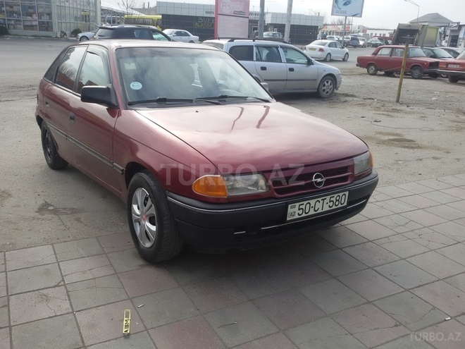 Opel Astra 1992, 441,000 km - 1.6 l - Sumqayıt