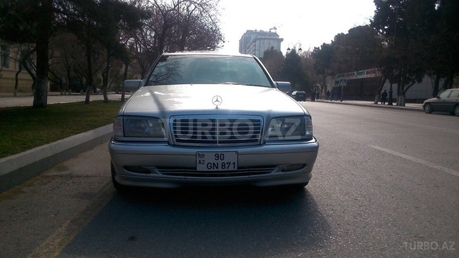 Mercedes C 230 2000, 155,000 km - 2.3 l - Sumqayıt