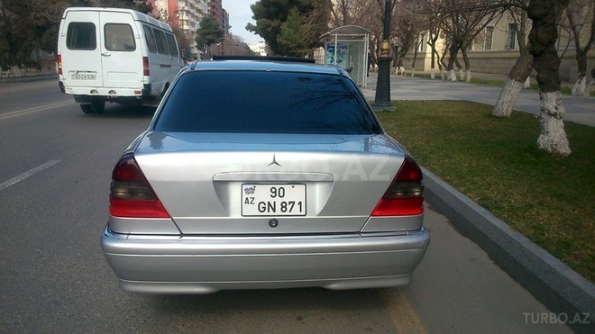 Mercedes C 230 2000, 155,000 km - 2.3 l - Sumqayıt