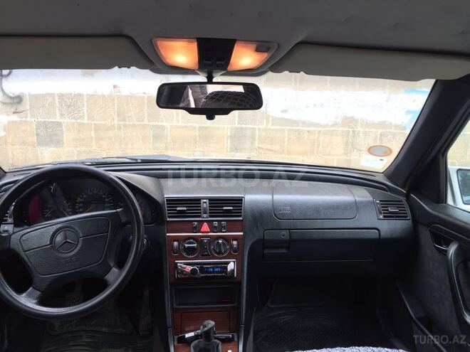 Mercedes C 180 1997, 362,000 km - 1.8 l - Bakı