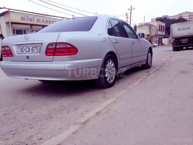 Mercedes E 240 1999, 265,000 km - 2.4 l - Bakı
