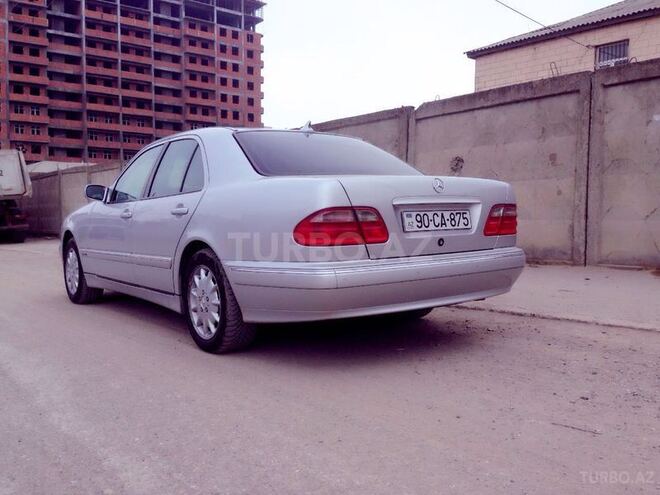 Mercedes E 240 1999, 265,000 km - 2.4 l - Bakı
