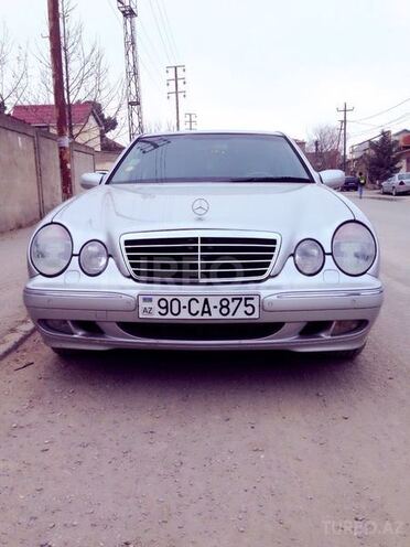 Mercedes E 240 1999, 265,000 km - 2.4 l - Bakı