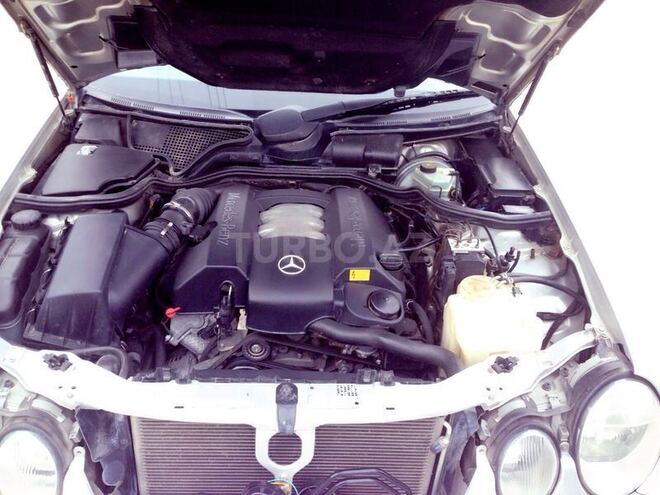 Mercedes E 240 1999, 265,000 km - 2.4 l - Bakı