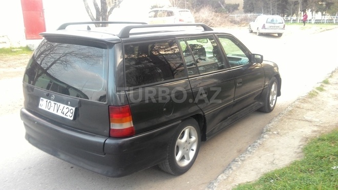 Opel Astra 1994, 350,000 km - 1.6 л - Sumqayıt