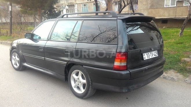 Opel Astra 1994, 350,000 km - 1.6 л - Sumqayıt