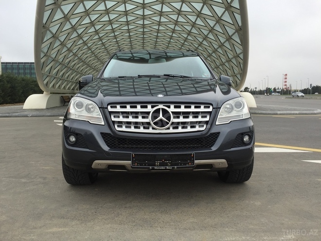 Mercedes ML 350 2010, 39,000 km - 3.5 l - Bakı