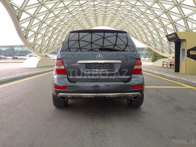 Mercedes ML 350 2010, 39,000 km - 3.5 l - Bakı