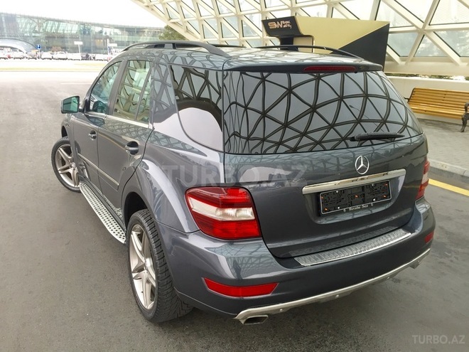Mercedes ML 350 2010, 39,000 km - 3.5 l - Bakı
