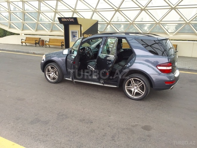Mercedes ML 350 2010, 39,000 km - 3.5 l - Bakı
