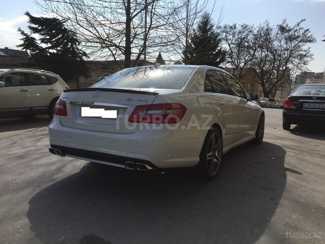 Mercedes E 200 2011, 53,000 km - 1.8 l - Bakı
