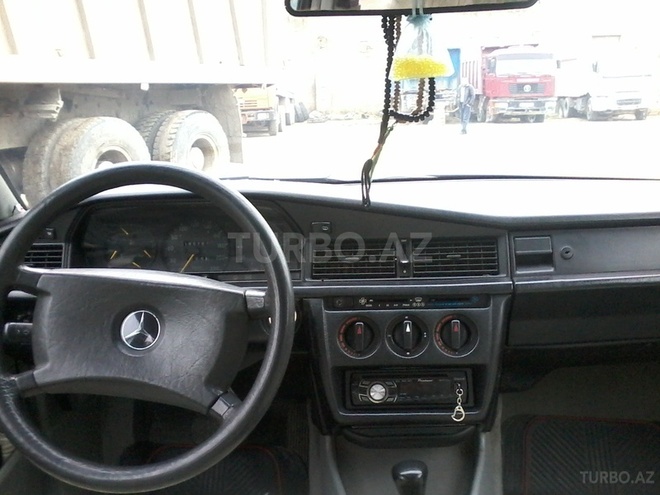 Mercedes 190 1990, 186,145 km - 2.0 l - Bakı
