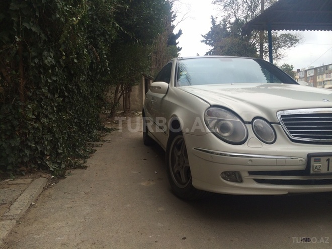 Mercedes E 200 2004, 192,000 km - 1.8 l - Bakı