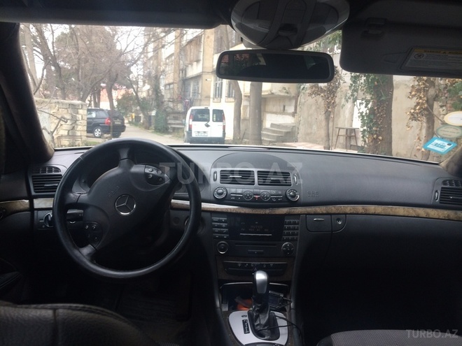 Mercedes E 200 2004, 192,000 km - 1.8 l - Bakı
